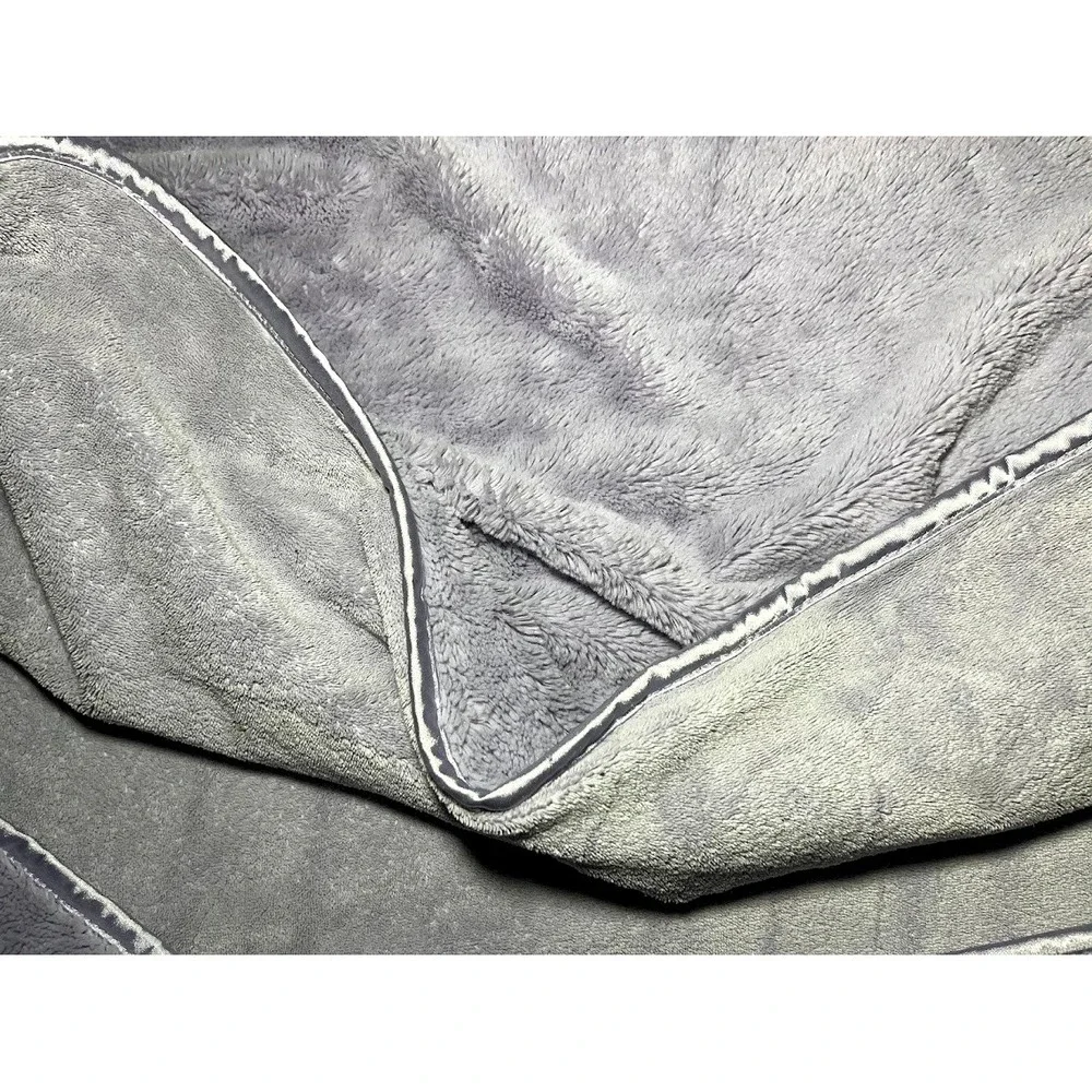 Brookstone NAP Light Purple Travel Blanket Thick 2Ply Throw Satin Trim 40x60 htf